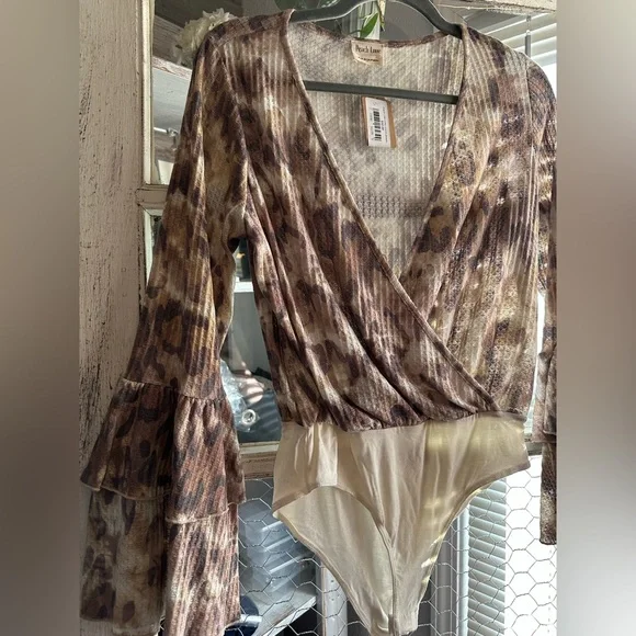 Peach Love California Leopard Print Bodysuit - Picture 2 of 7